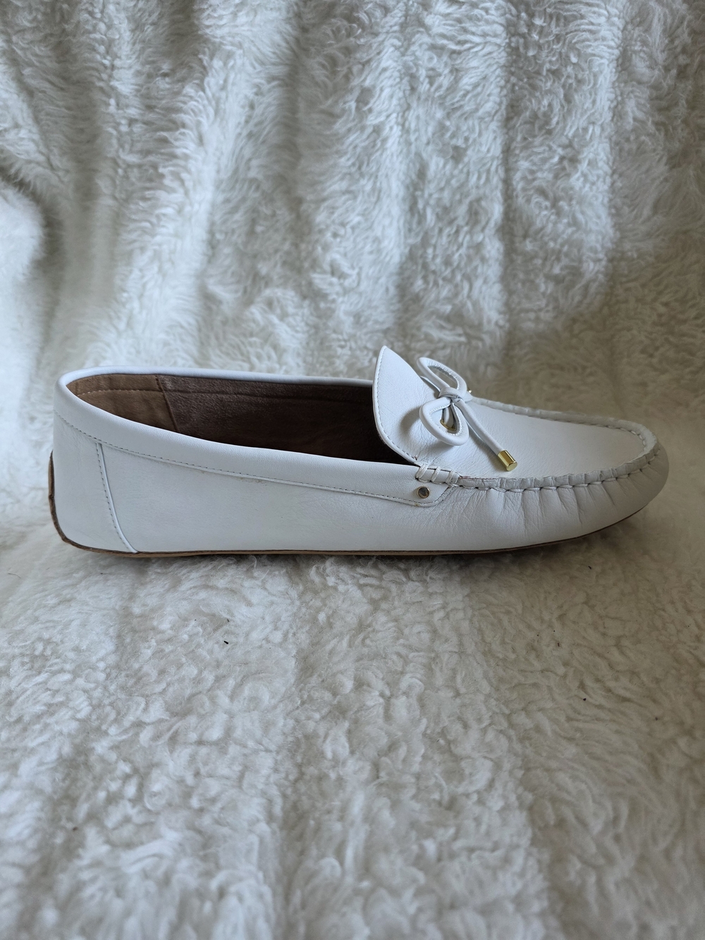 AEROSOLES White Leather Slip-On Driving Loafer